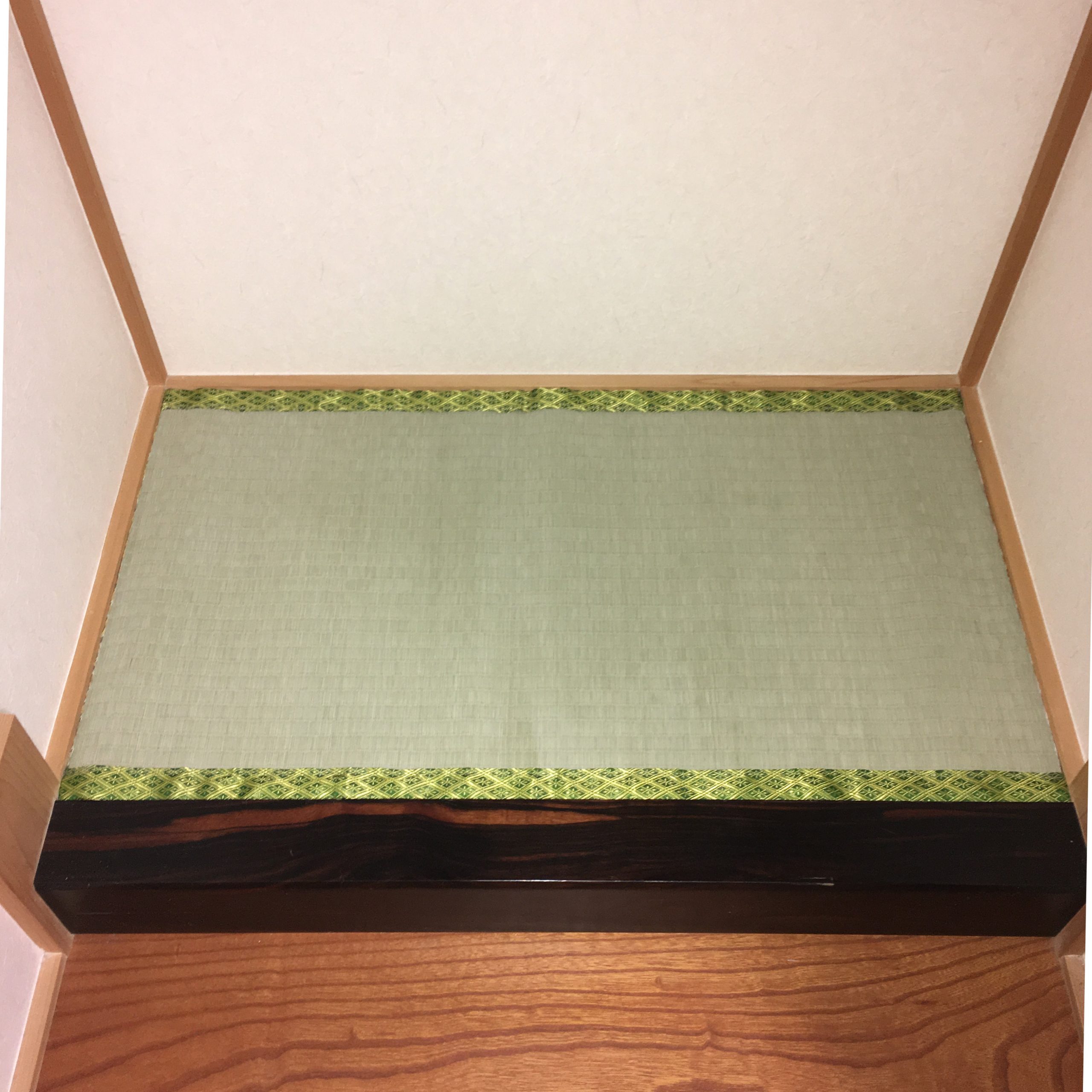 床の間の古くなったゴザを サイズを測って取替え Diy 床の間の古くなったゴザを サイズを測って取替え Diy