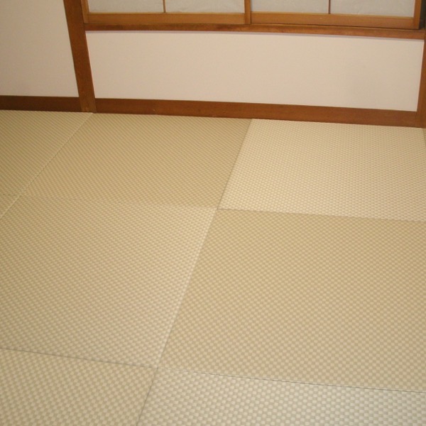 新調した畳はセキスイ美草市松リーフグリーンの琉球畳です。