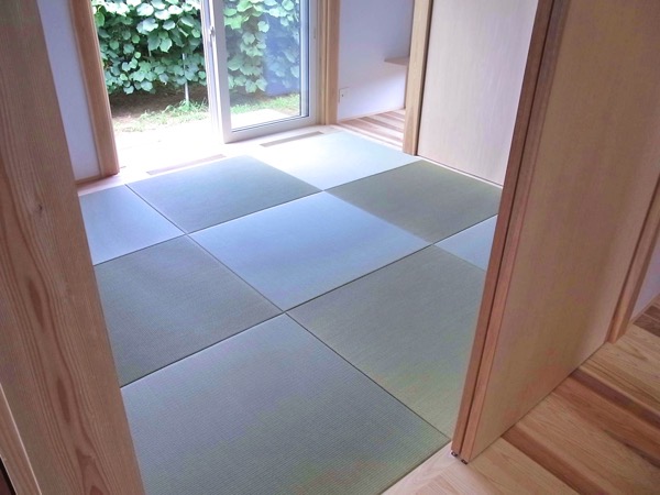 琉球畳を敷いた和室