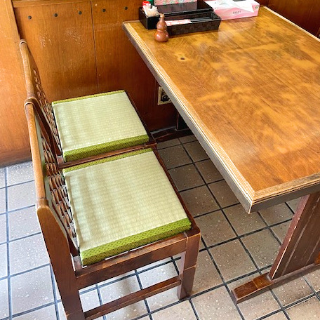 座板 畳仕様 交換した蕎麦屋さんの座席