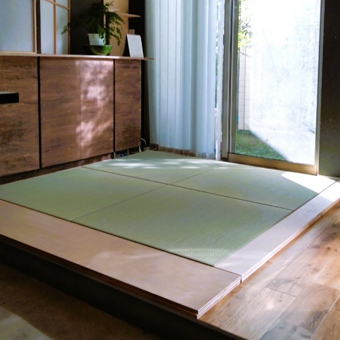 DIYの小上がりに天然い草の置き畳を敷く