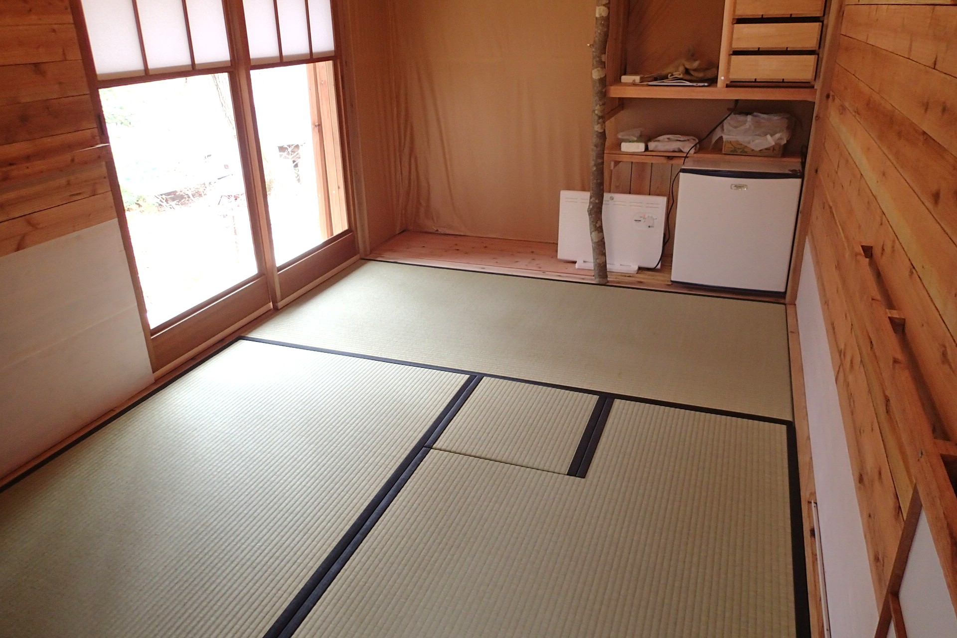 茶道用の置き畳『茶の湯たたみ』を使いDIYで本格的な茶室に改装