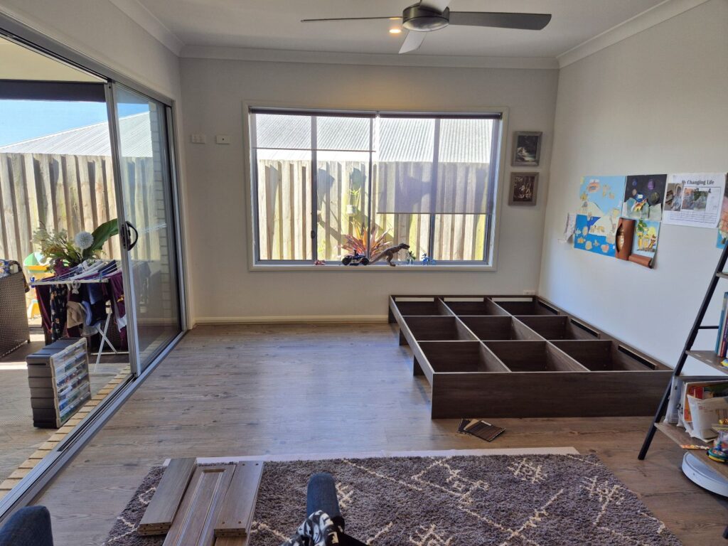 海外（オーストラリア）でベッド用小上がりに置き畳を活用した事例