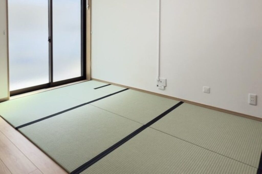 茶の湯たたみで着付け教室の一部を茶道の練習スペースに