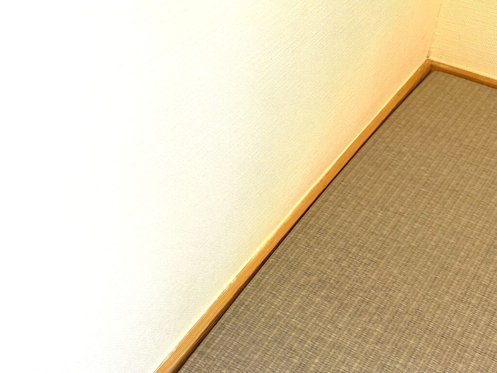 置き畳とお部屋のすき間部分